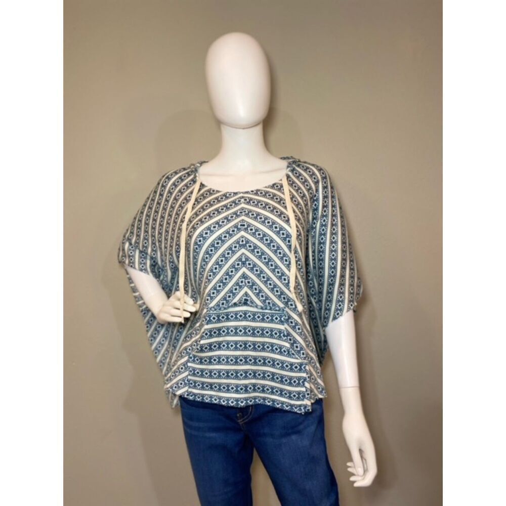 Hippie Laundry Poncho Top Blue White Womens Size Medium
